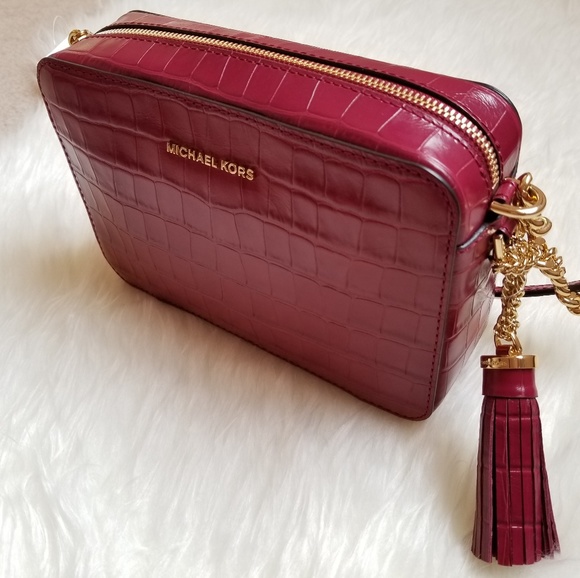 💥SOLD💥NEW! Michael Kors Ginny Crossbody Mulberry - Picture 2 of 7